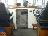 டிராலர் விற்பனைக்கு