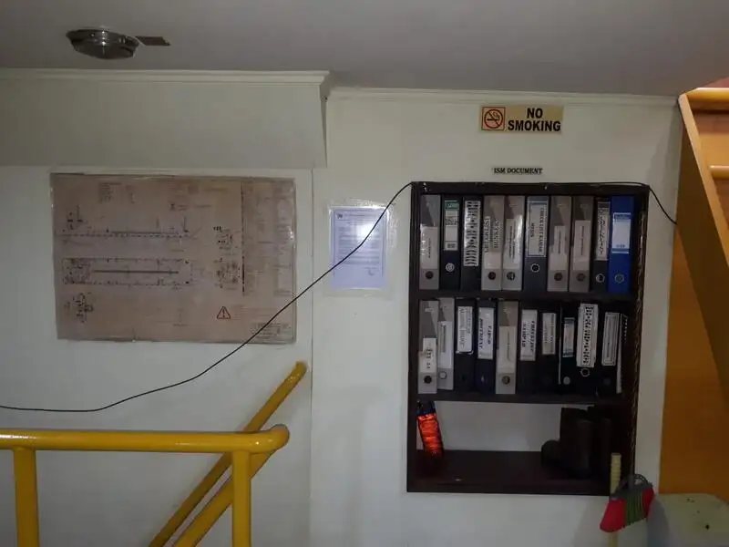 எண்ணெய் / இரசாயன டேங்கர் விற்பனைக்கு