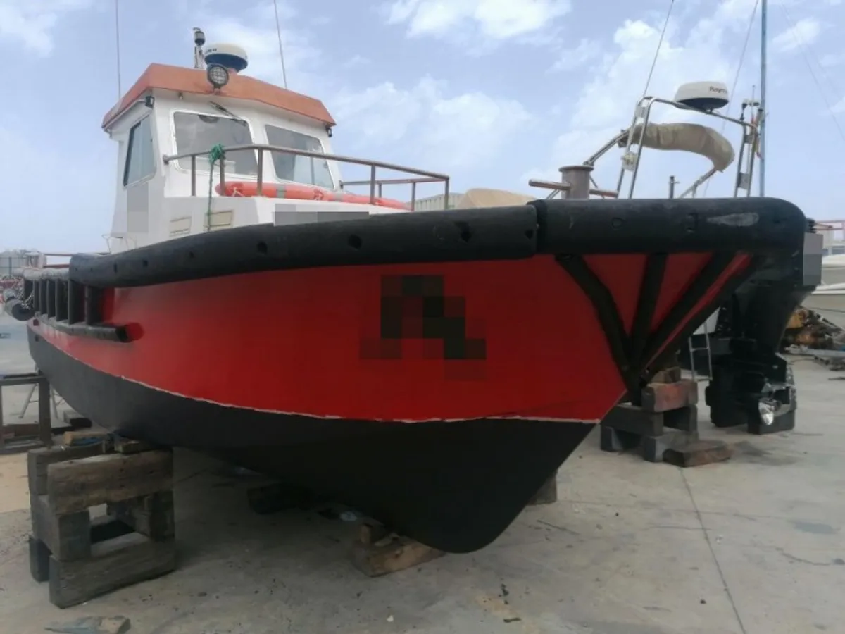 வேலை செய்யும் படகுகள் விற்பனைக்கு