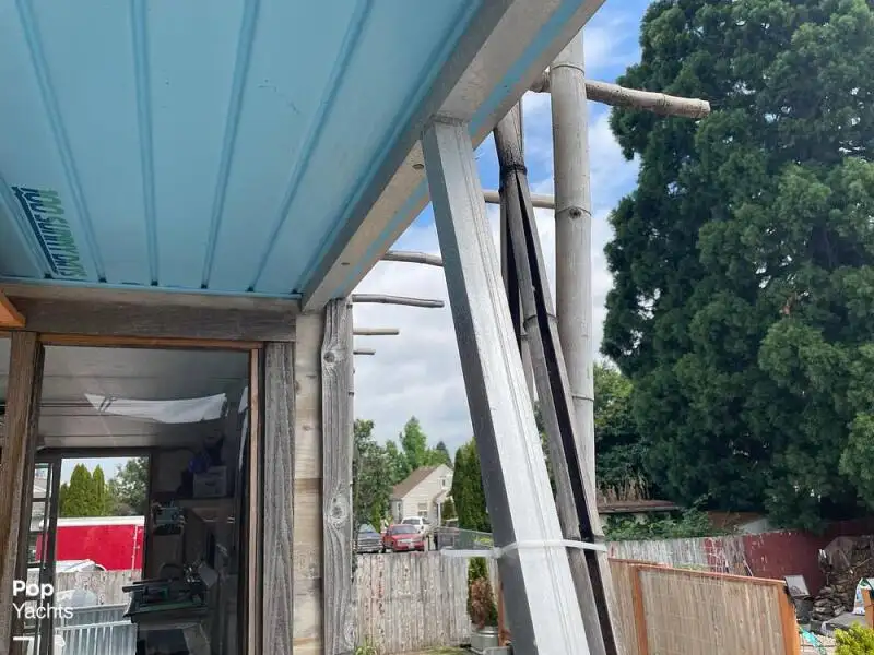 கேட்டமரன் விற்பனைக்கு