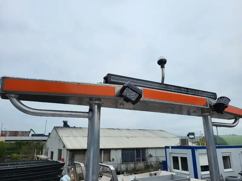 கேட்டமரன் விற்பனைக்கு