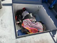 டிராலர் விற்பனைக்கு