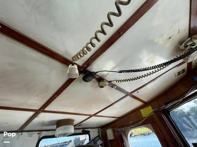 டிராலர் விற்பனைக்கு