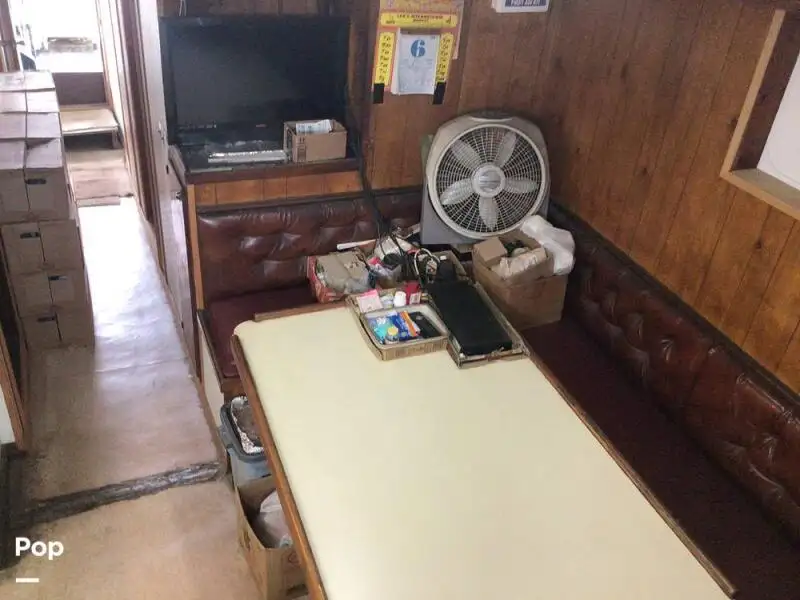 டிராலர் விற்பனைக்கு