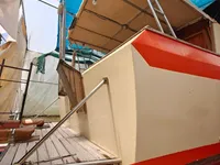 வேலை செய்யும் படகுகள் விற்பனைக்கு