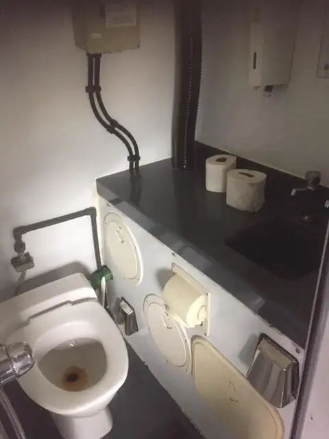 குழு படகு விற்பனைக்கு