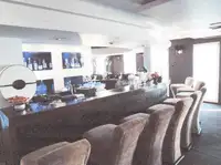 குரூஸ் கப்பல் விற்பனைக்கு