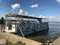 குரூஸ் கப்பல் விற்பனைக்கு