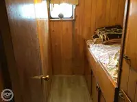 டிராலர் விற்பனைக்கு