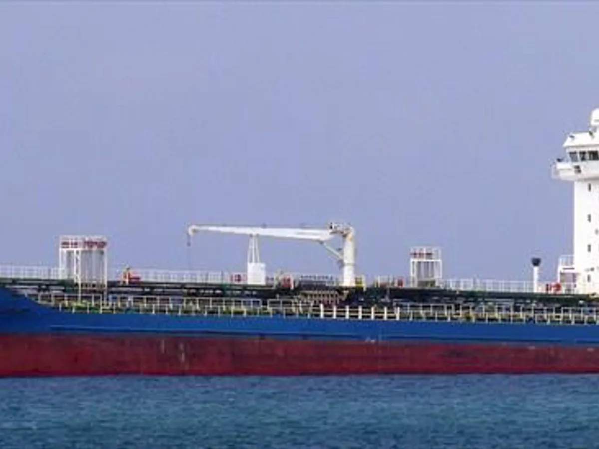 எண்ணெய் / இரசாயன டேங்கர் விற்பனைக்கு