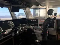 வேலை செய்யும் படகுகள் விற்பனைக்கு