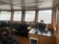 வேலை செய்யும் படகுகள் விற்பனைக்கு