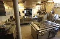 ஐஸ்பிரேக்கர் விற்பனைக்கு