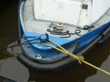 காவல் படகு விற்பனைக்கு