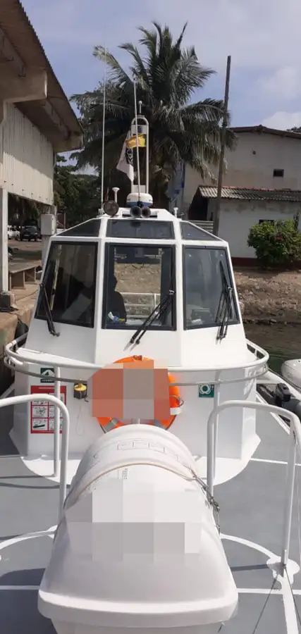 குழு படகு விற்பனைக்கு