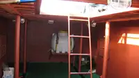 வேலை செய்யும் படகுகள் விற்பனைக்கு