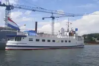 பயணிகள் கப்பல் விற்பனைக்கு