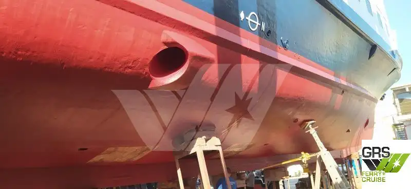 பயணிகள் கப்பல் விற்பனைக்கு