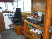 டிராலர் விற்பனைக்கு