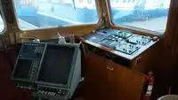 டிராலர் விற்பனைக்கு