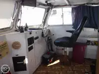 டிராலர் விற்பனைக்கு