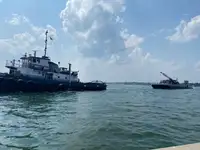 இழுக்கும் படகு விற்பனைக்கு