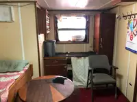 டிராலர் விற்பனைக்கு