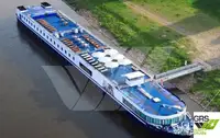 தங்கும் படகு விற்பனைக்கு