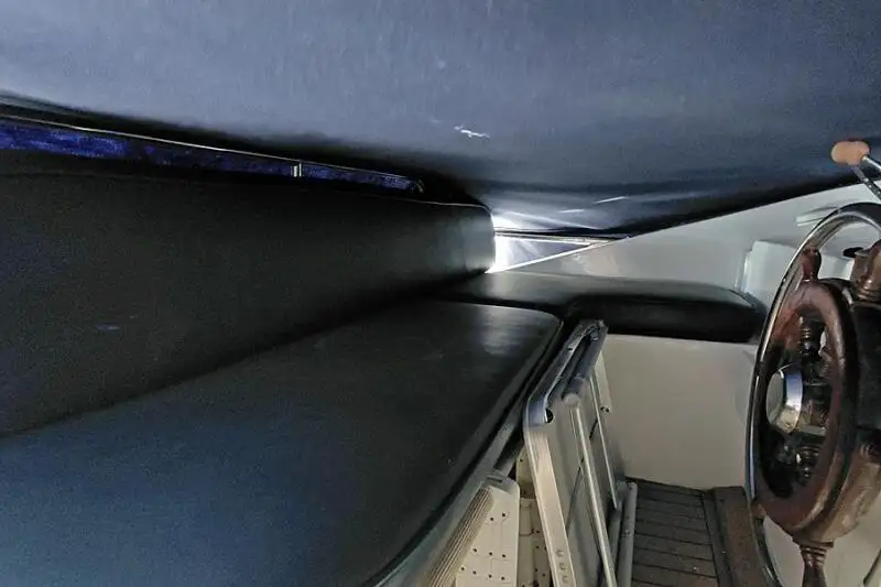டிராலர் விற்பனைக்கு