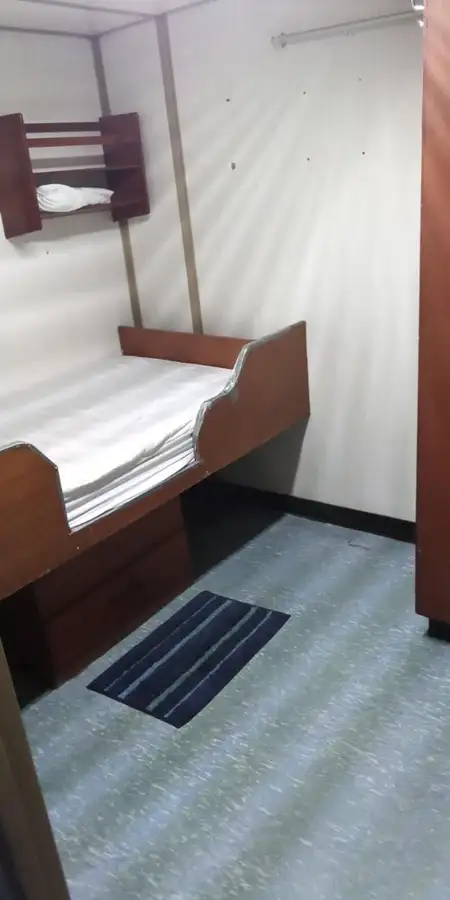 இழுக்கும் படகு விற்பனைக்கு