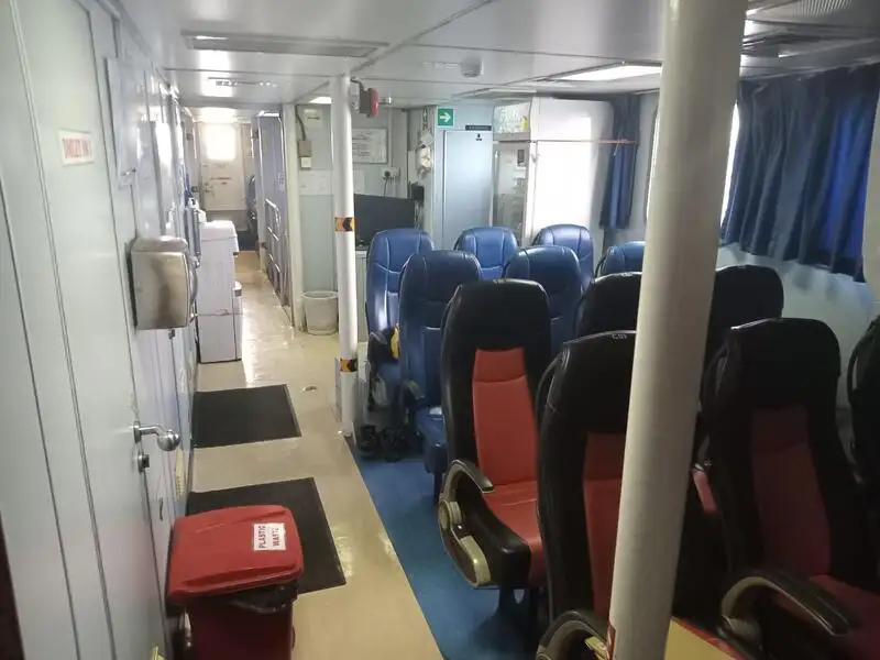 குழு படகு விற்பனைக்கு