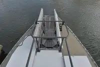 கடற்படை / இராணுவ கப்பல்கள் விற்பனைக்கு