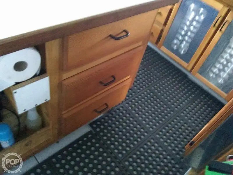 கட்டர் விற்பனைக்கு