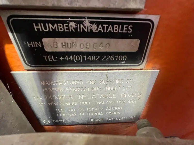 வேலை செய்யும் படகுகள் விற்பனைக்கு