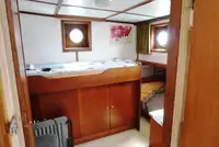 கிரேன் கப்பல் விற்பனைக்கு