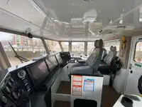 வேலை செய்யும் படகுகள் விற்பனைக்கு