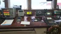 டிராலர் விற்பனைக்கு