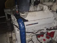 டிராலர் விற்பனைக்கு