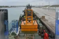 பarge விற்பனைக்கு