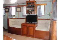 குரூஸ் கப்பல் விற்பனைக்கு