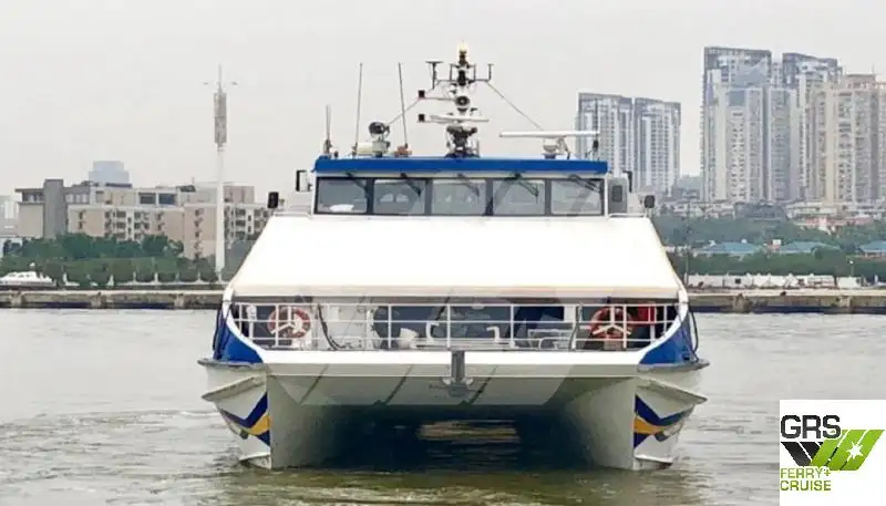 பயணிகள் கப்பல் விற்பனைக்கு