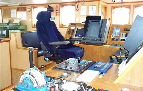 ஆராய்ச்சி கப்பல் விற்பனைக்கு