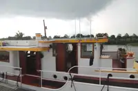 குரூஸ் கப்பல் விற்பனைக்கு
