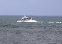 வேலை செய்யும் படகுகள் விற்பனைக்கு