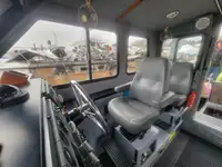வேலை செய்யும் படகுகள் விற்பனைக்கு