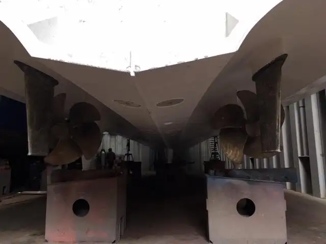 காவல் படகு விற்பனைக்கு