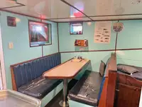 டிராலர் விற்பனைக்கு