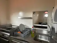 இழுக்கும் படகு விற்பனைக்கு