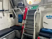 குழு படகு விற்பனைக்கு