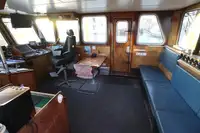 டிராலர் விற்பனைக்கு